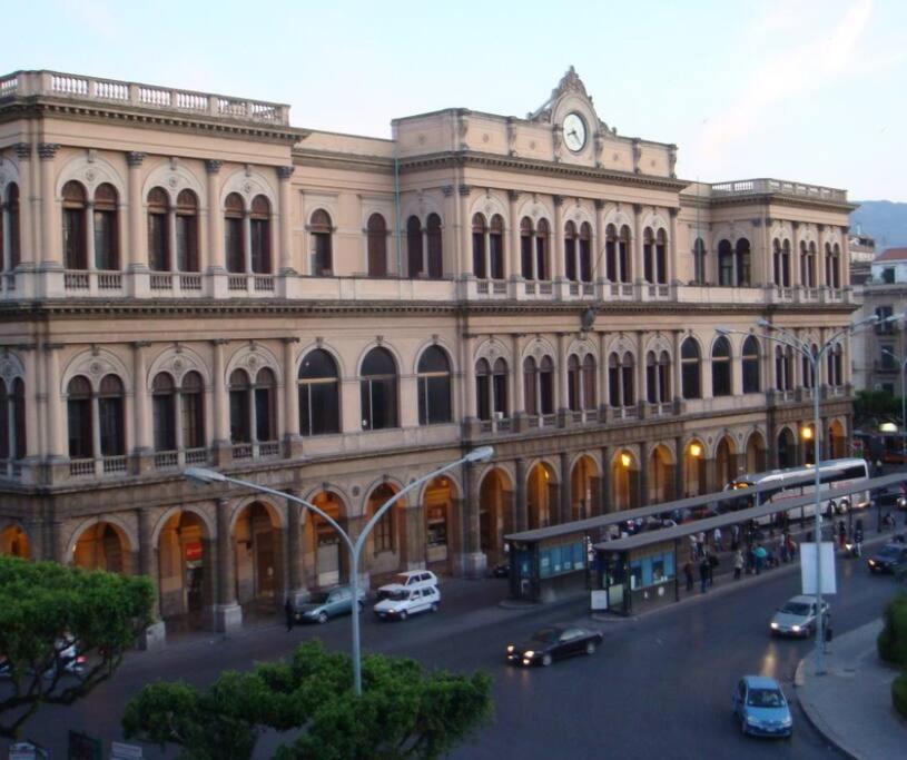 Casetta Poli- Appartamento Con Terrazza - Centro Storico Палермо Экстерьер фото